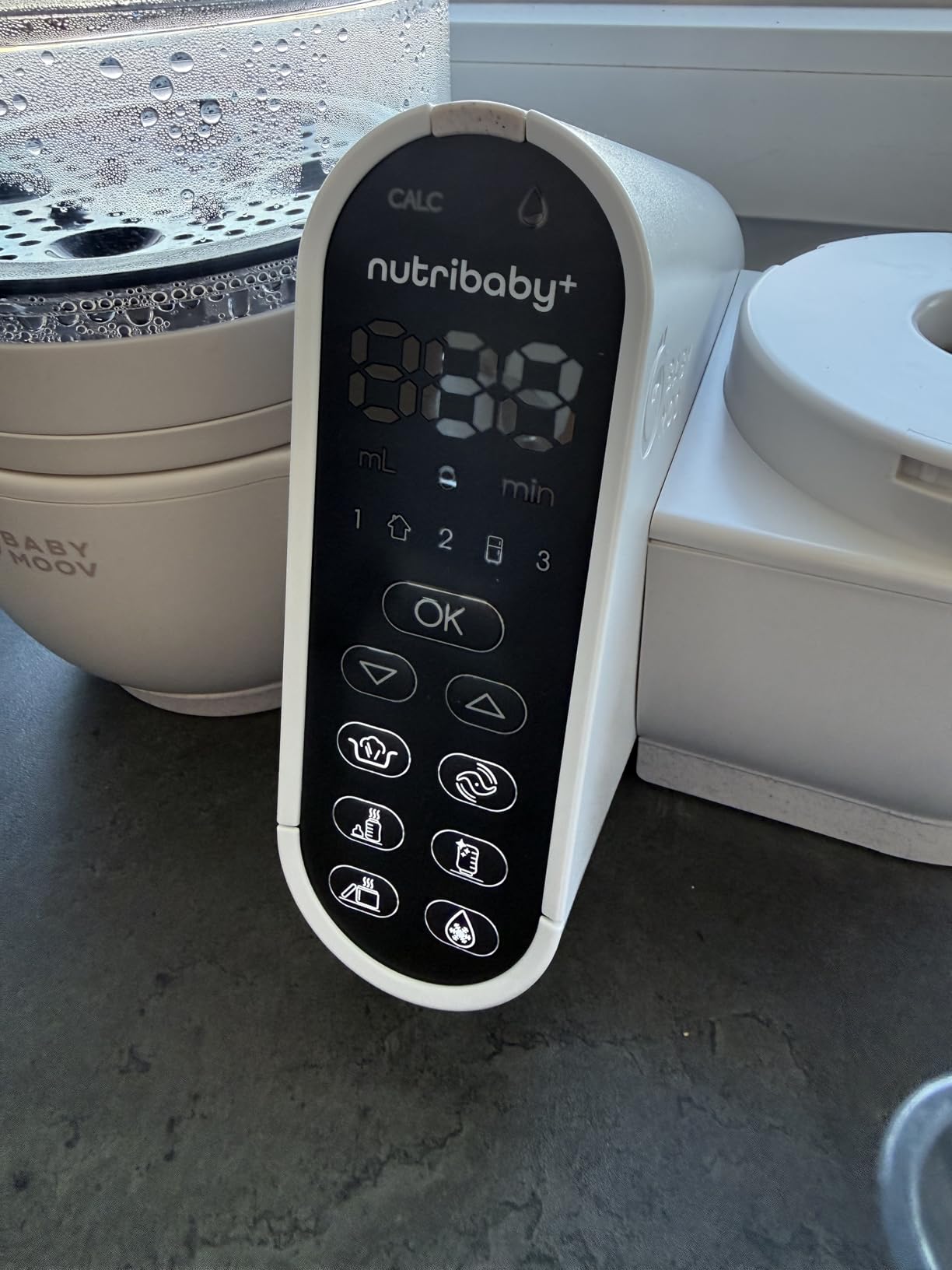Babymoov Nutribaby(+) robot cuiseur bébé beige avec 6 pots en verre 250 ml