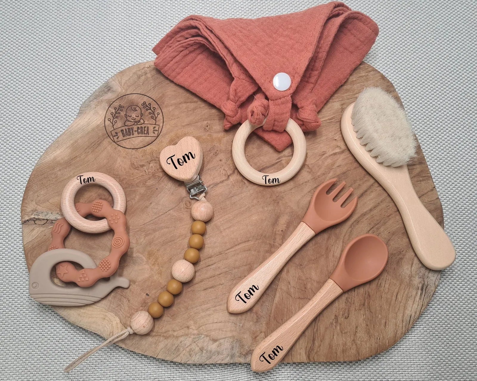 Baby-Crea Coffret naissance personnalisé édition Dauphin vert olive