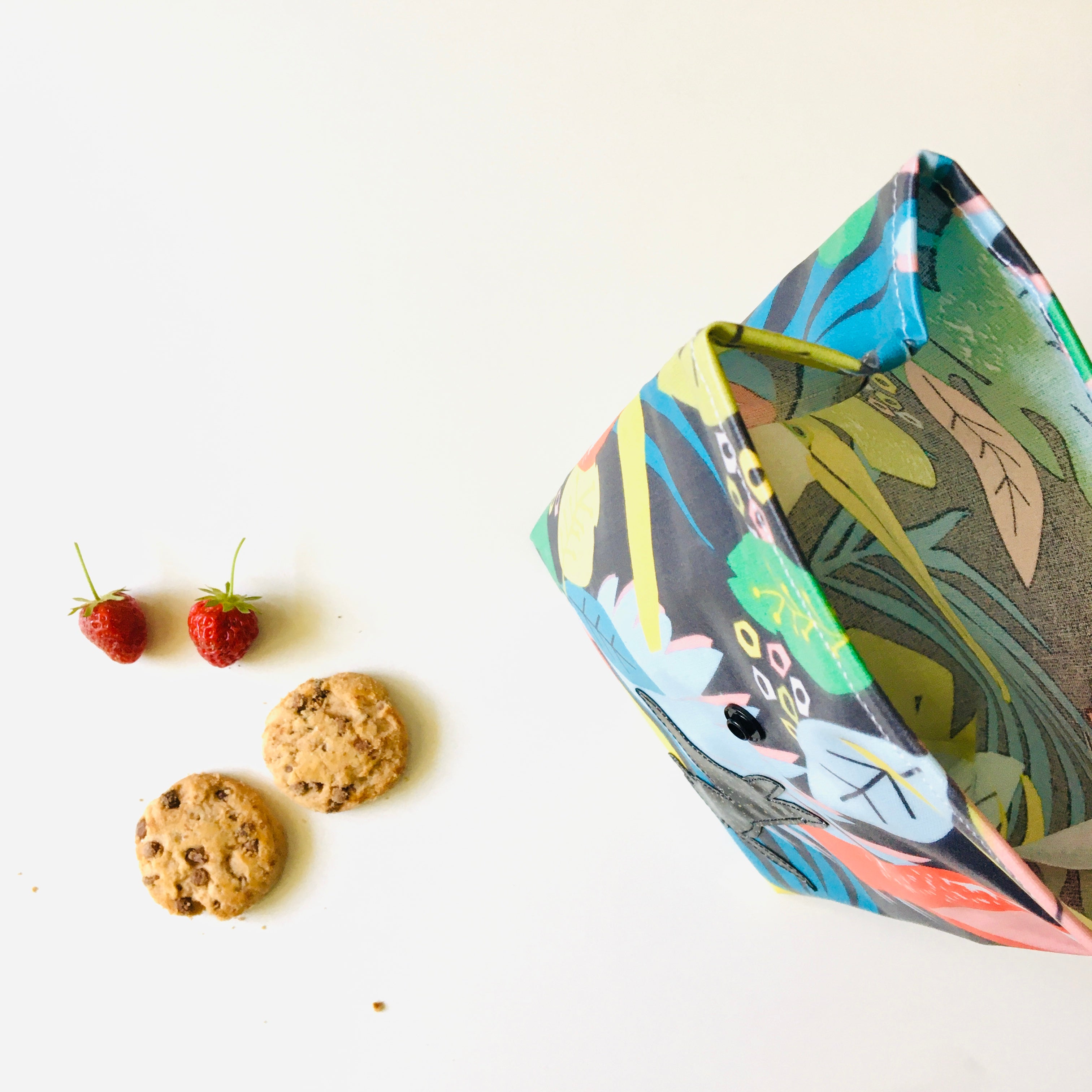 PIOLOU Le lunch-bag PM lunch bag tissu enduit jungle toucan
