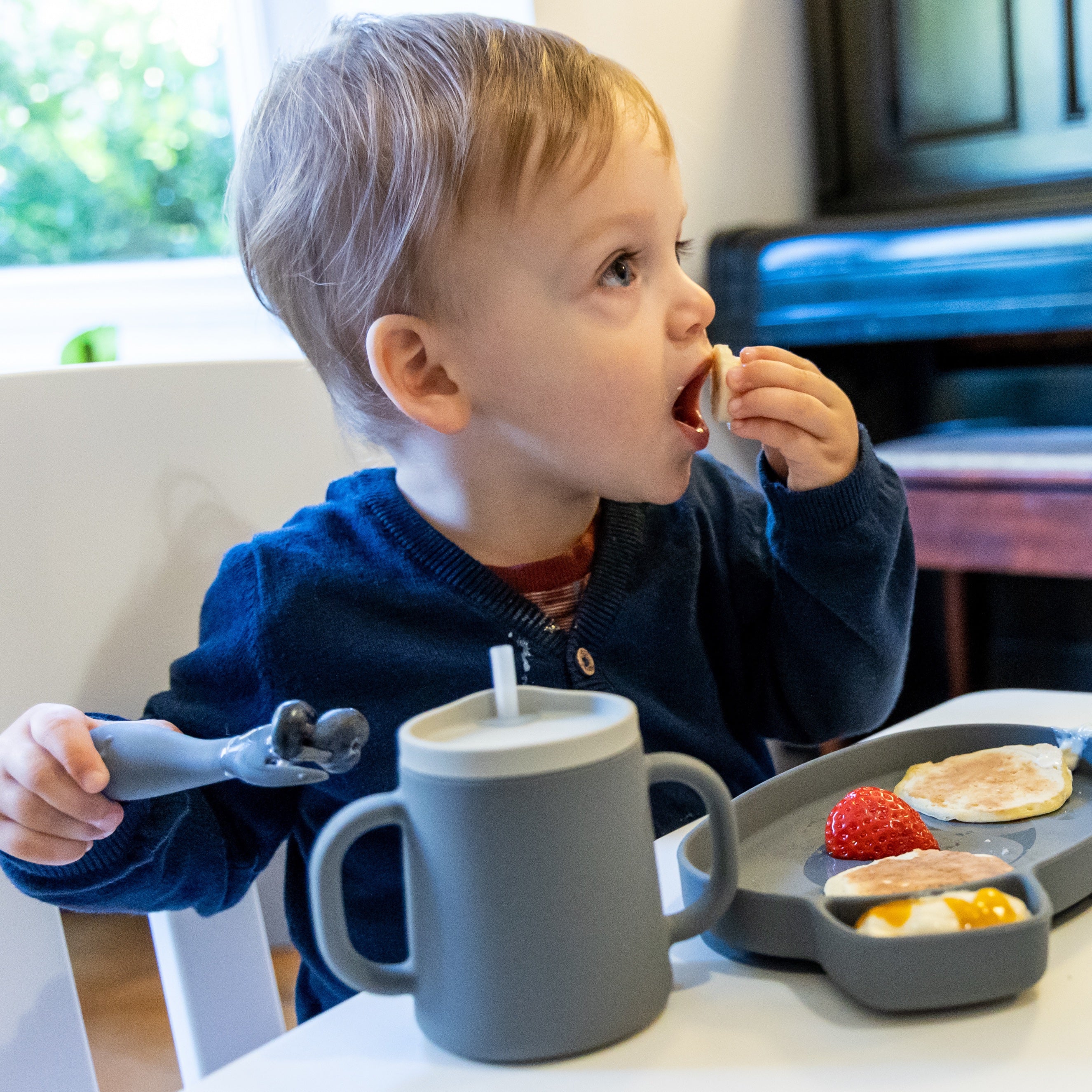 Tum Tum Cutlery couverts bébé gris avec étui de voyage