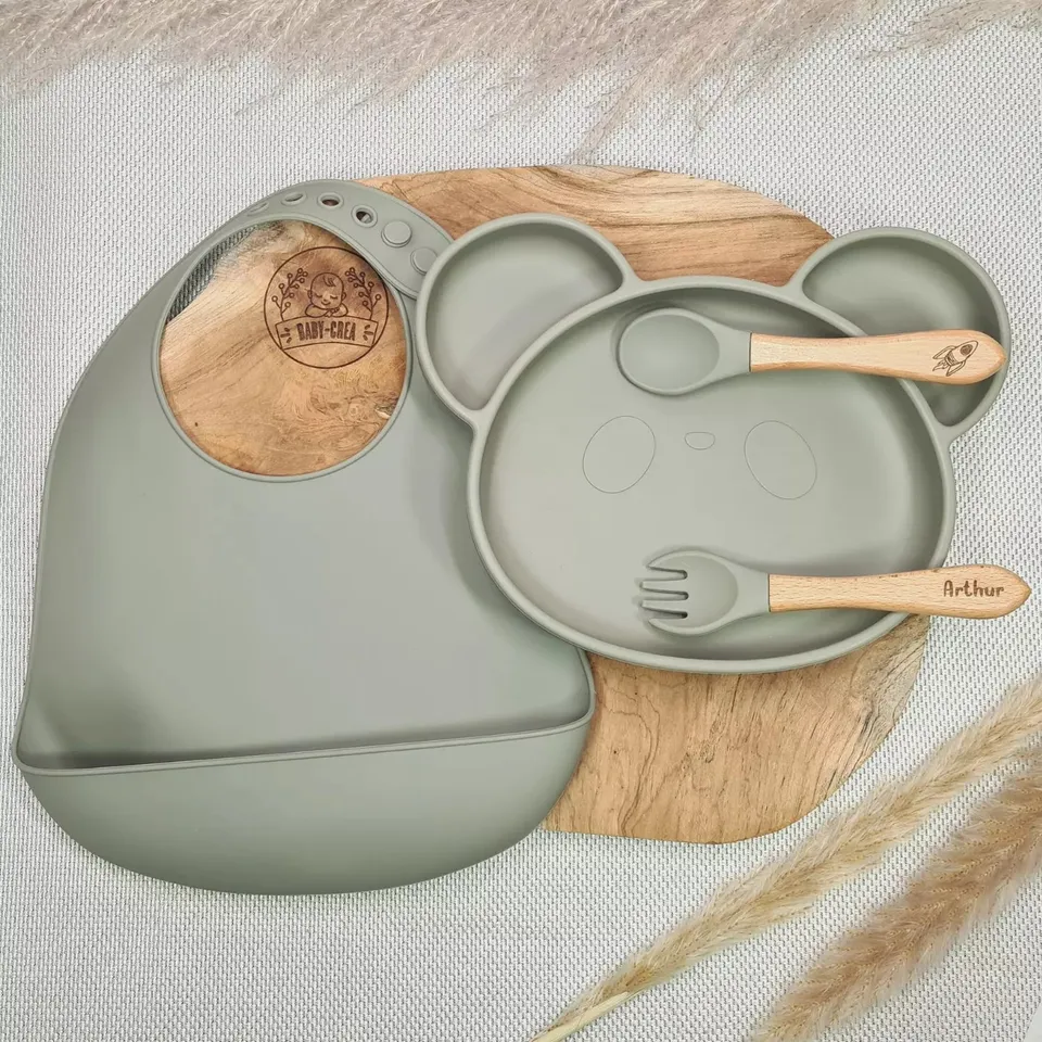 Baby-Crea Coffret repas bébé Assiette Panda personnalisé vert olive