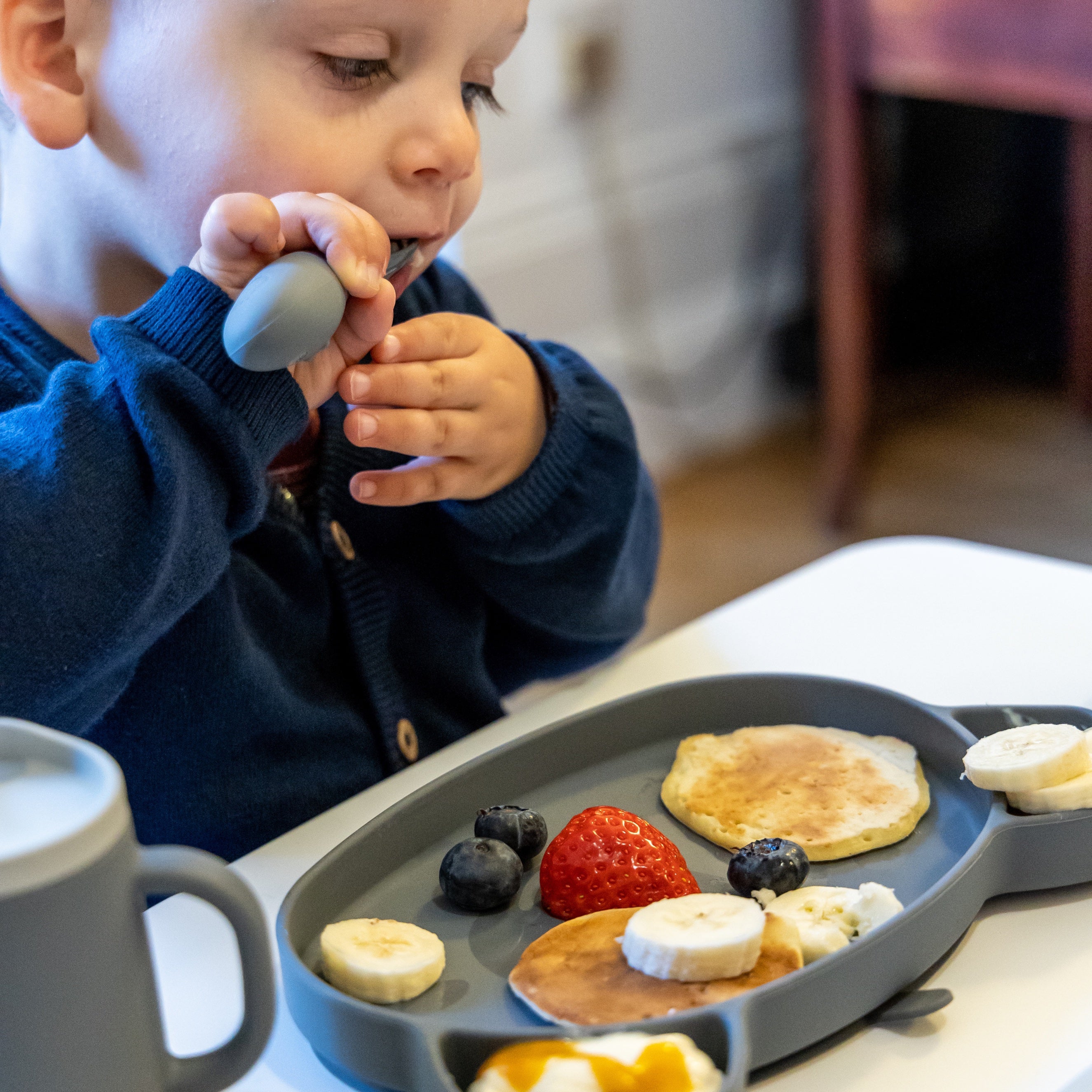 Tum Tum Cutlery couverts bébé gris avec étui de voyage