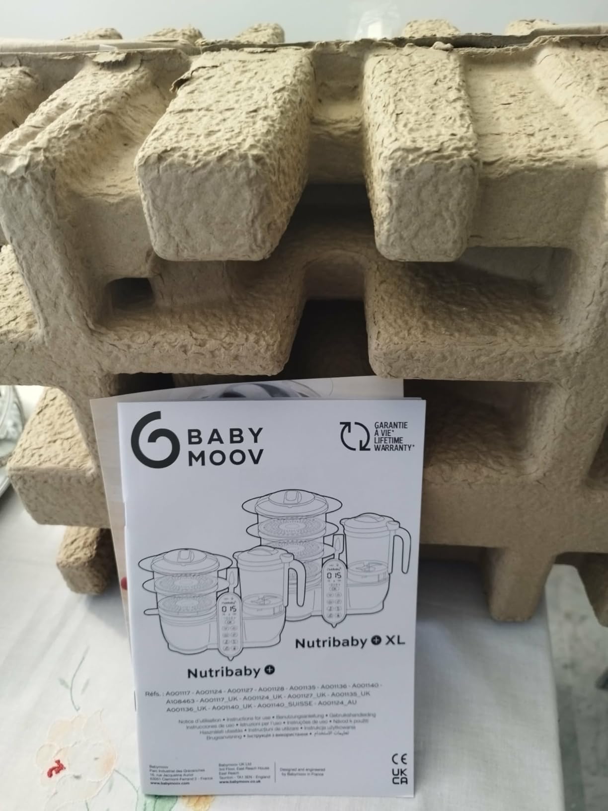 Babymoov Nutribaby(+) robot cuiseur bébé beige avec 6 pots en verre 250 ml