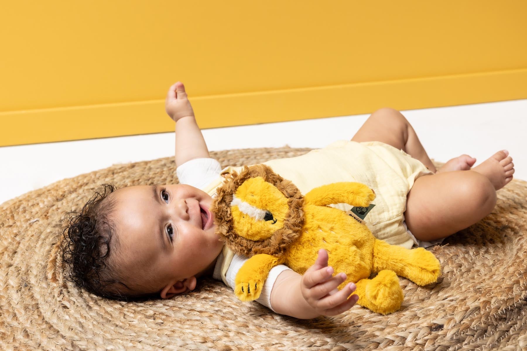 Trixie Baby Premiers jouets Mr. Lion peluche bébé