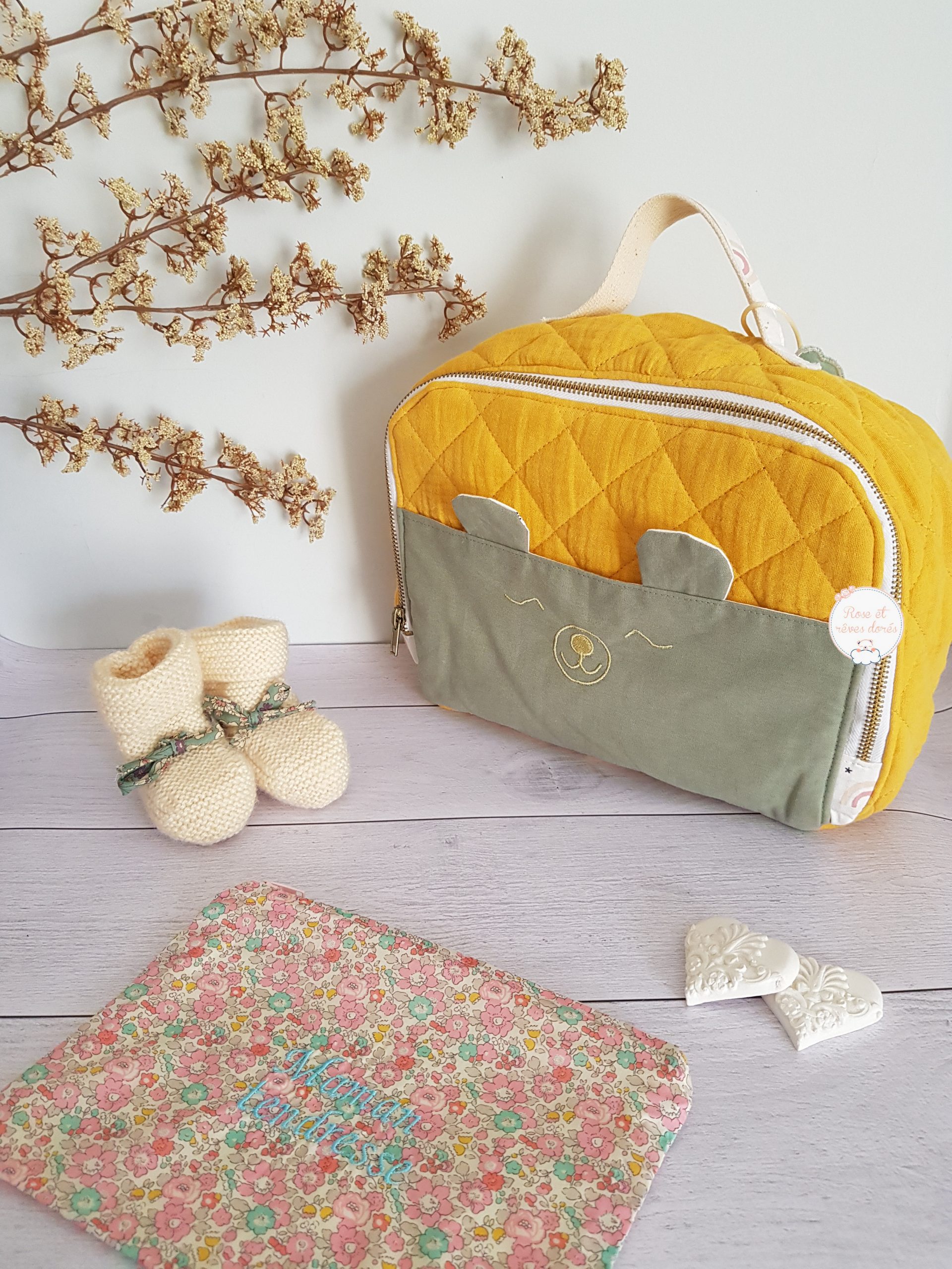 Rose et rêves dorés Créations sur-mesure Valisette Marmelade l’Intemporel personnalisable