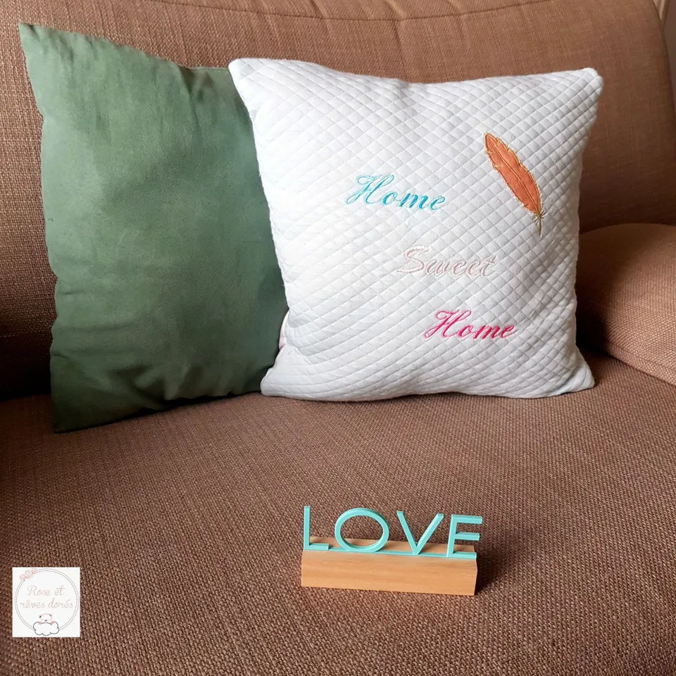 Rose et rêves dorés Créations sur-mesure Housse de coussin personnalisable 40 x 40 cm