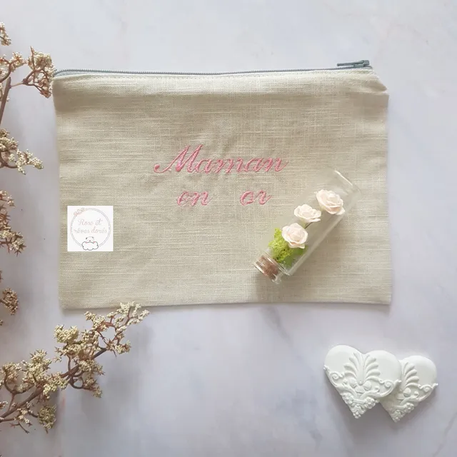 Rose et rêves dorés Pochettes et trousses diverses Pochette Maman en or brodée en lin