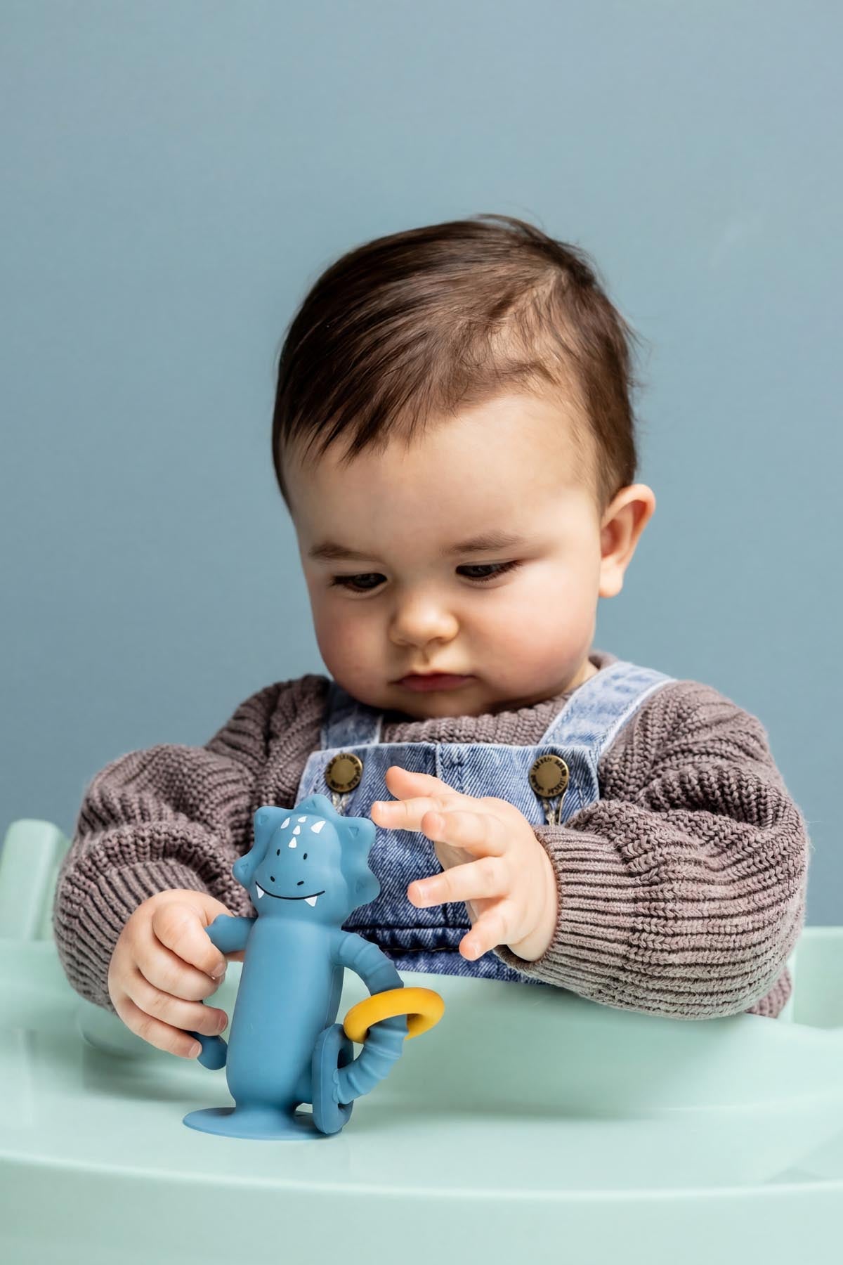 Trixie Baby Jouets sensoriels Jouet sensoriel en silicone avec ventouse Mr. Triceratops