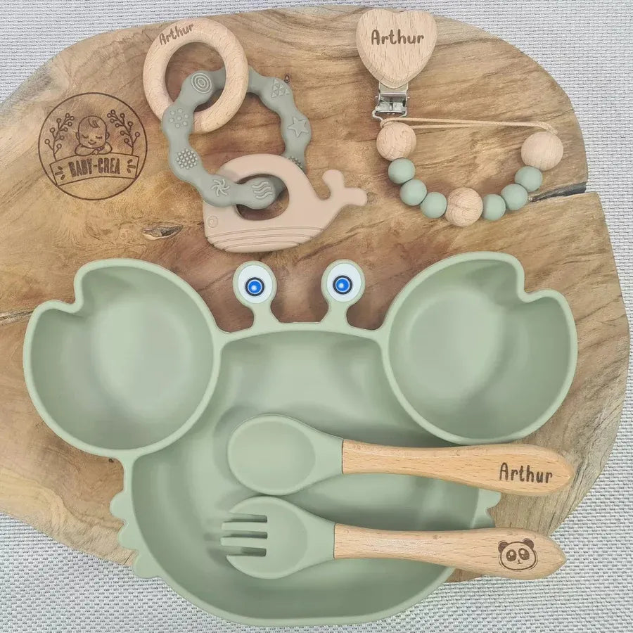 Baby-Crea Coffret naissance personnalisé Assiette Crabe, Attache & Anneau Dauphin bleu marine