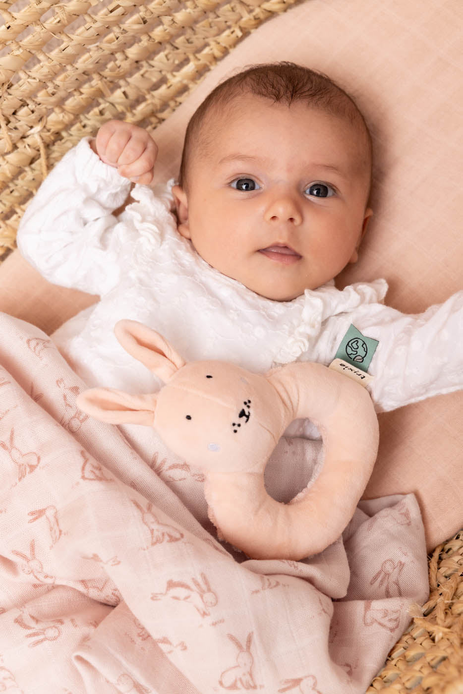 Trixie Baby Premiers jouets Hochet Mrs. Rabbit