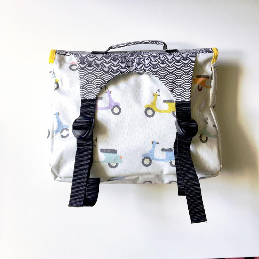PIOLOU Le Cartable Maternelle cartable léger scooters noir et blanc