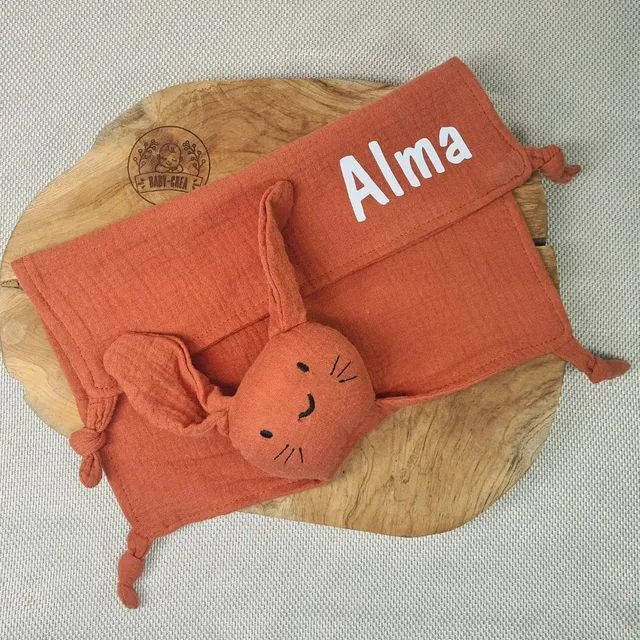 Baby-Crea Doudou personnalisé lapin beige prénom gravé tissu doux
