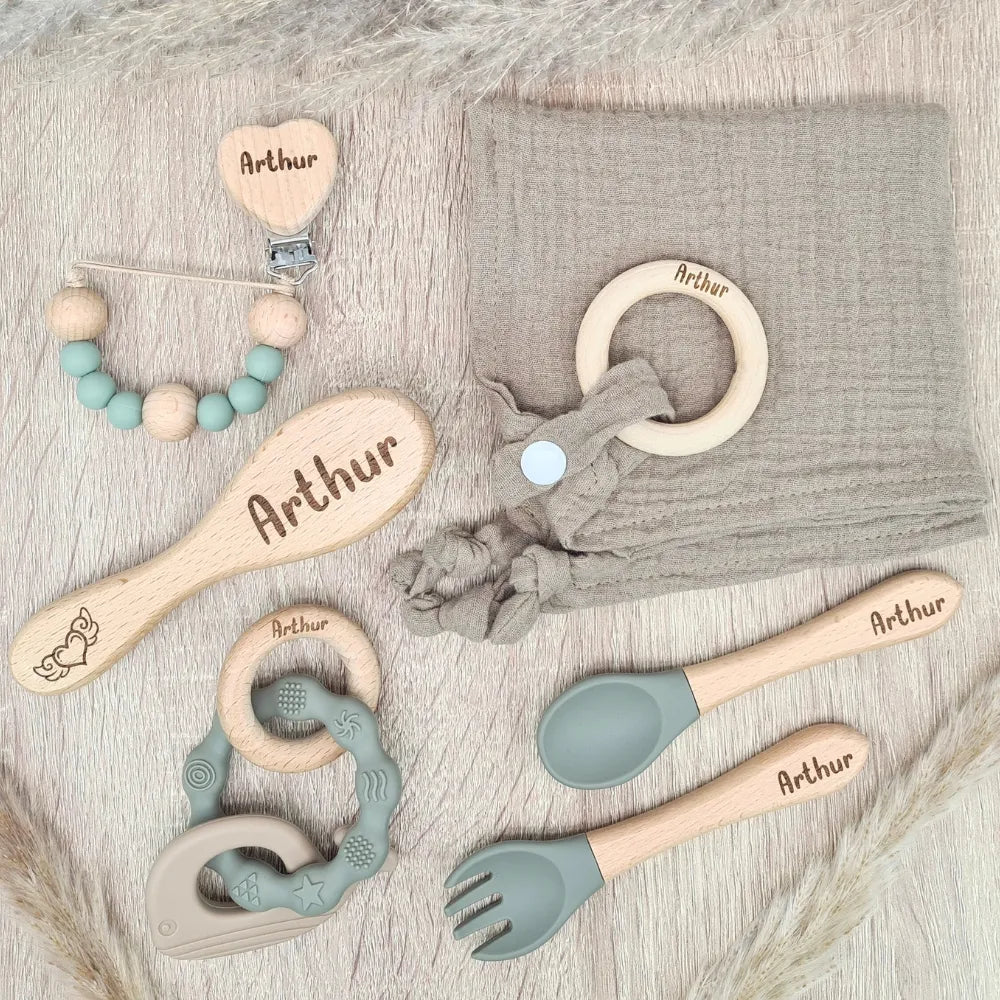 Baby-Crea Coffret naissance personnalisé édition Dauphin vert olive