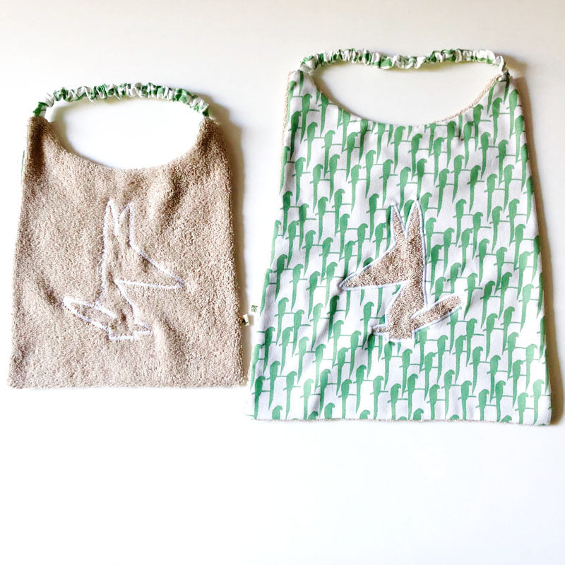 PIOLOU Le Bavoir Bavoir PM beige aras verts coton