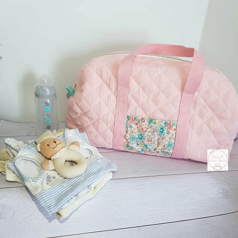 Rose et rêves dorés Créations sur-mesure Cupcake sac à langer personnalisable grande taille