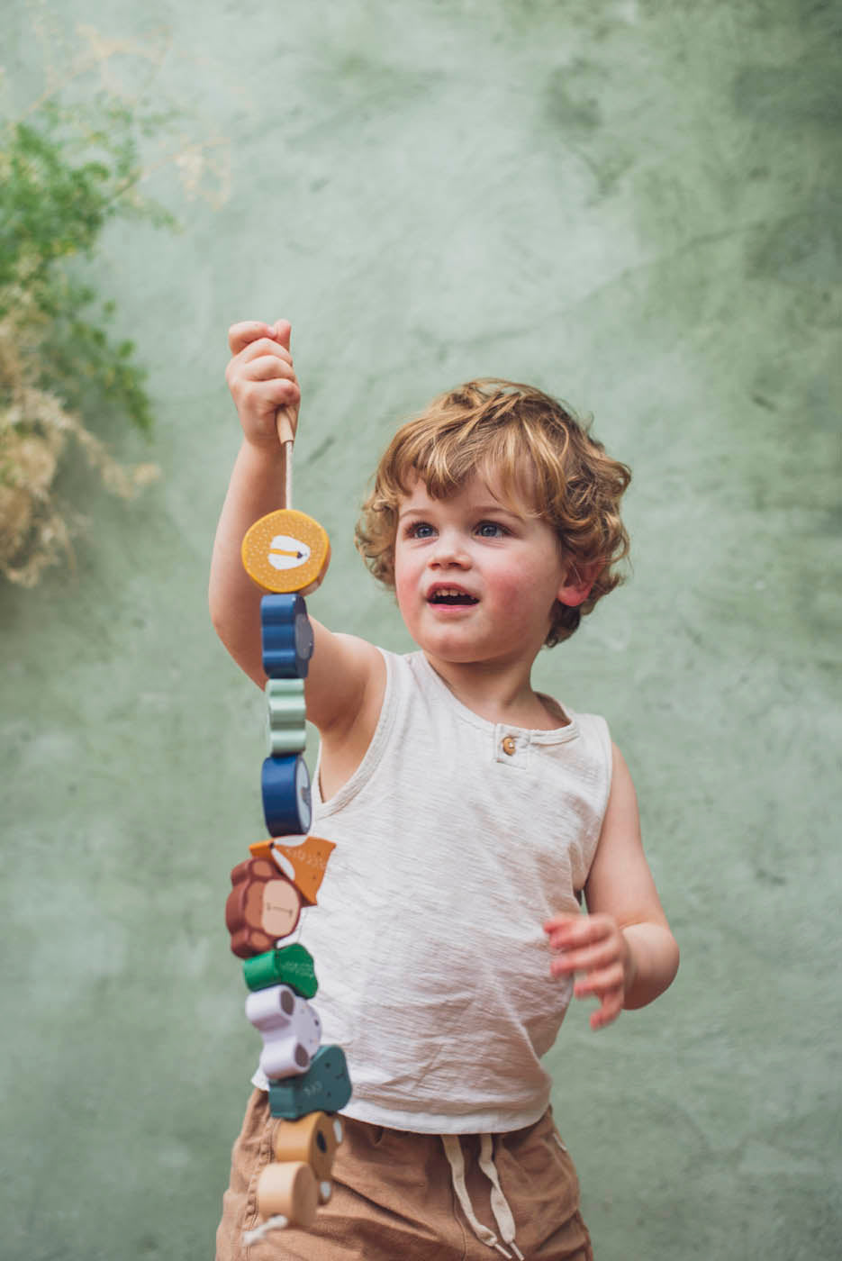Trixie Baby Jouets d'activités Perles en bois animaux à enfiler
