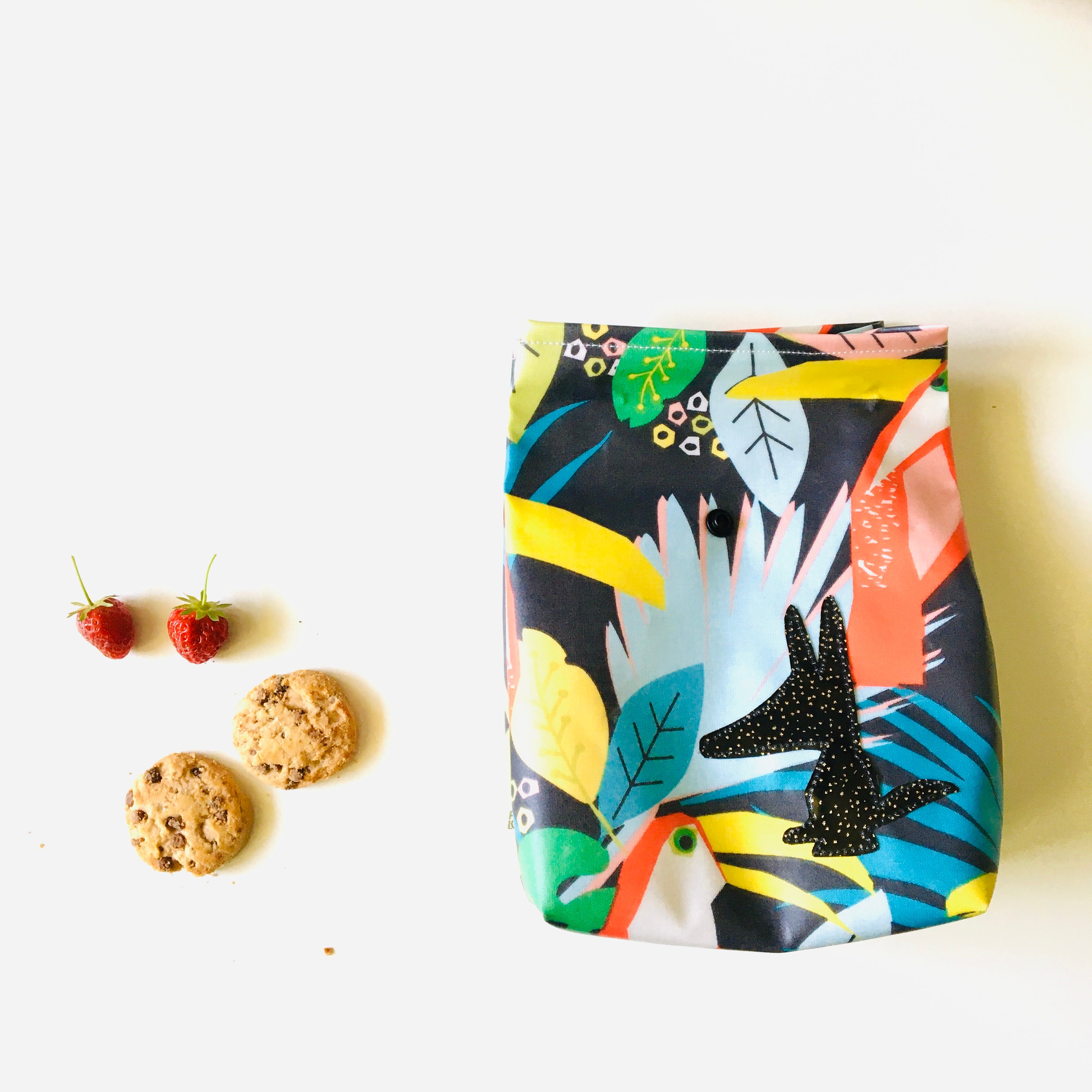 PIOLOU Le lunch-bag PM lunch bag tissu enduit jungle toucan