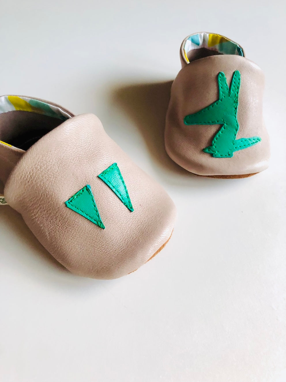 PIOLOU Les Chaussons en cuir chaussons bébé 6-12 mois beige