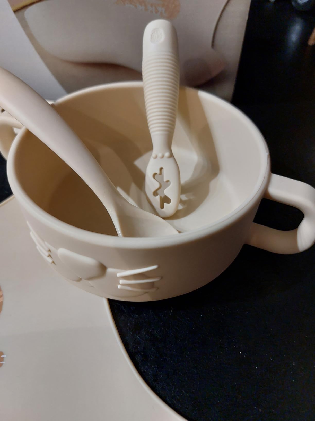 Babymoov coffret premiers repas bébé en silicone Mini Roar beige