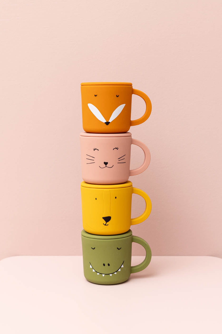Trixie Baby Tasses et gobelets Tasse à collation en silicone Mrs. Cat, anti-goutte