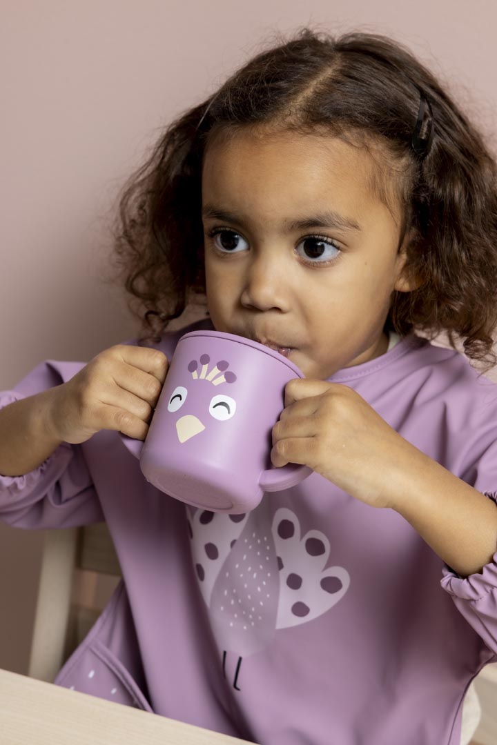 Trixie Baby Tasses et gobelets Mrs. Peacock tasse d’apprentissage en silicone