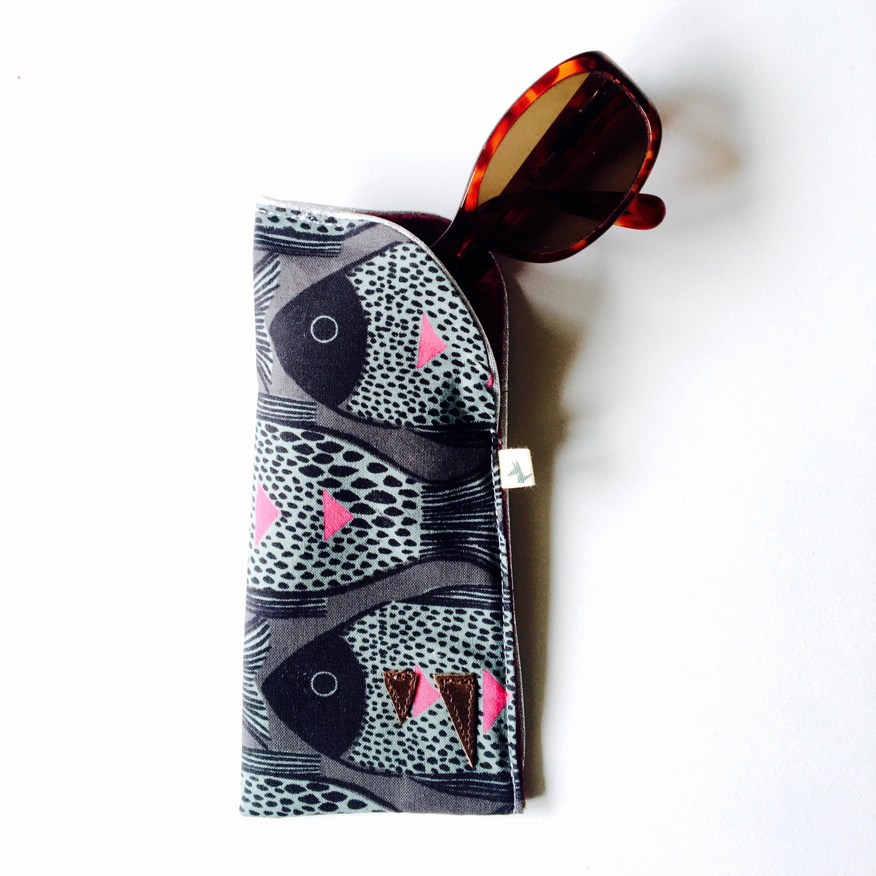 PIOLOU L'etui à Lunettes étui à lunettes noir argenté coton