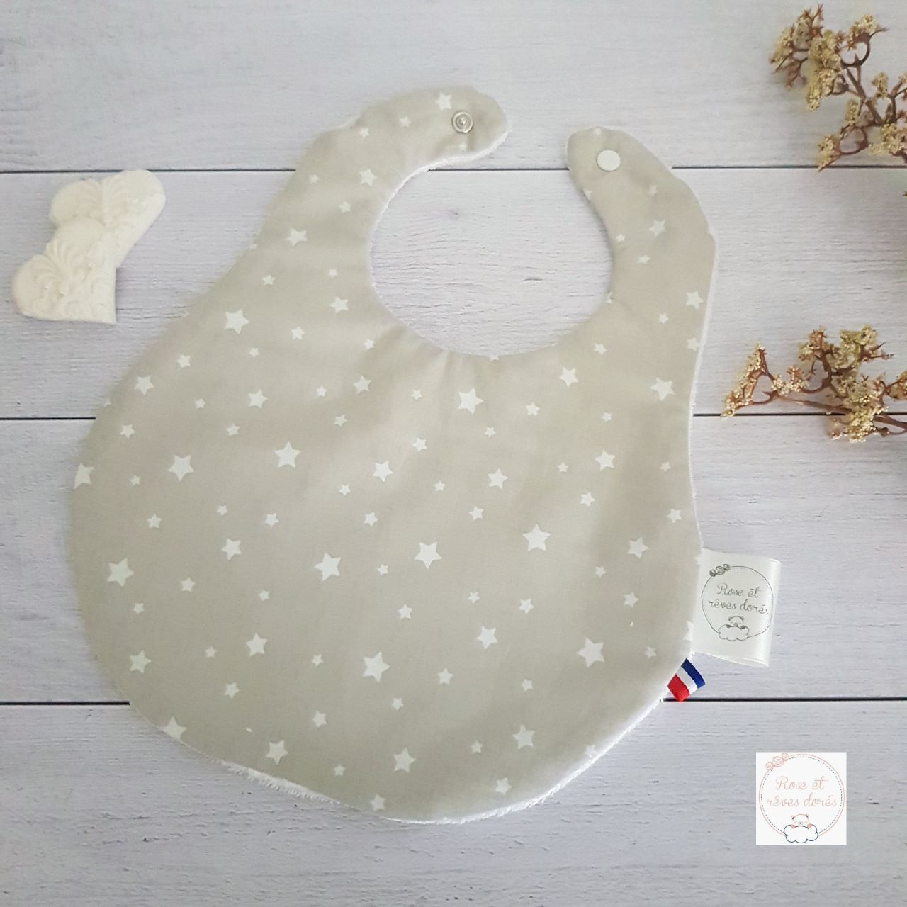 Rose et rêves dorés Nougatine bavoir bébé coton bambou étoiles