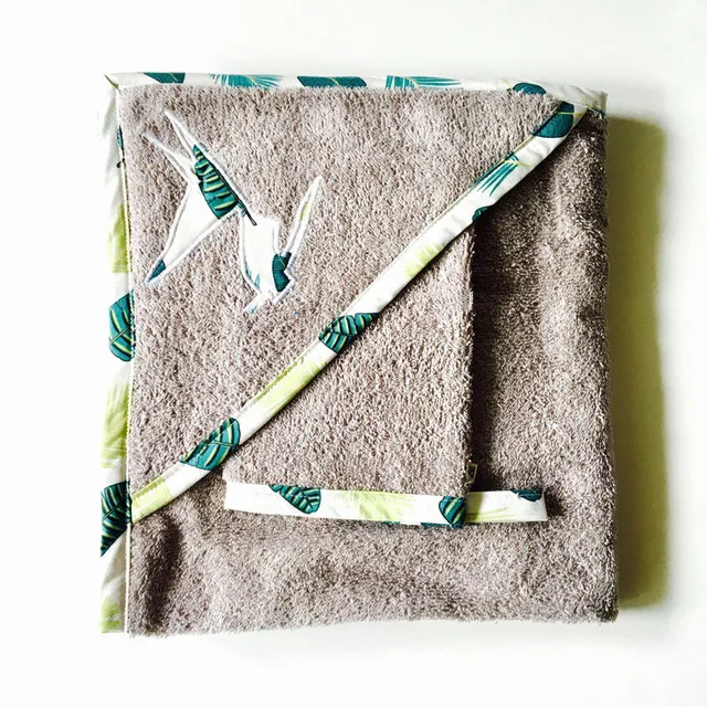 PIOLOU La Cape de bain cape de bain bébé grise 80 x 80 cm coton éponge