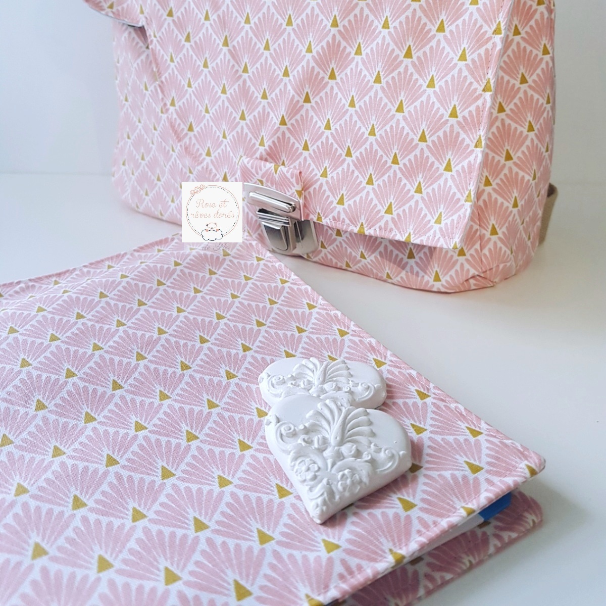 Rose et rêves dorés Créations sur-mesure l’Intemporel sac à dos personnalisé
