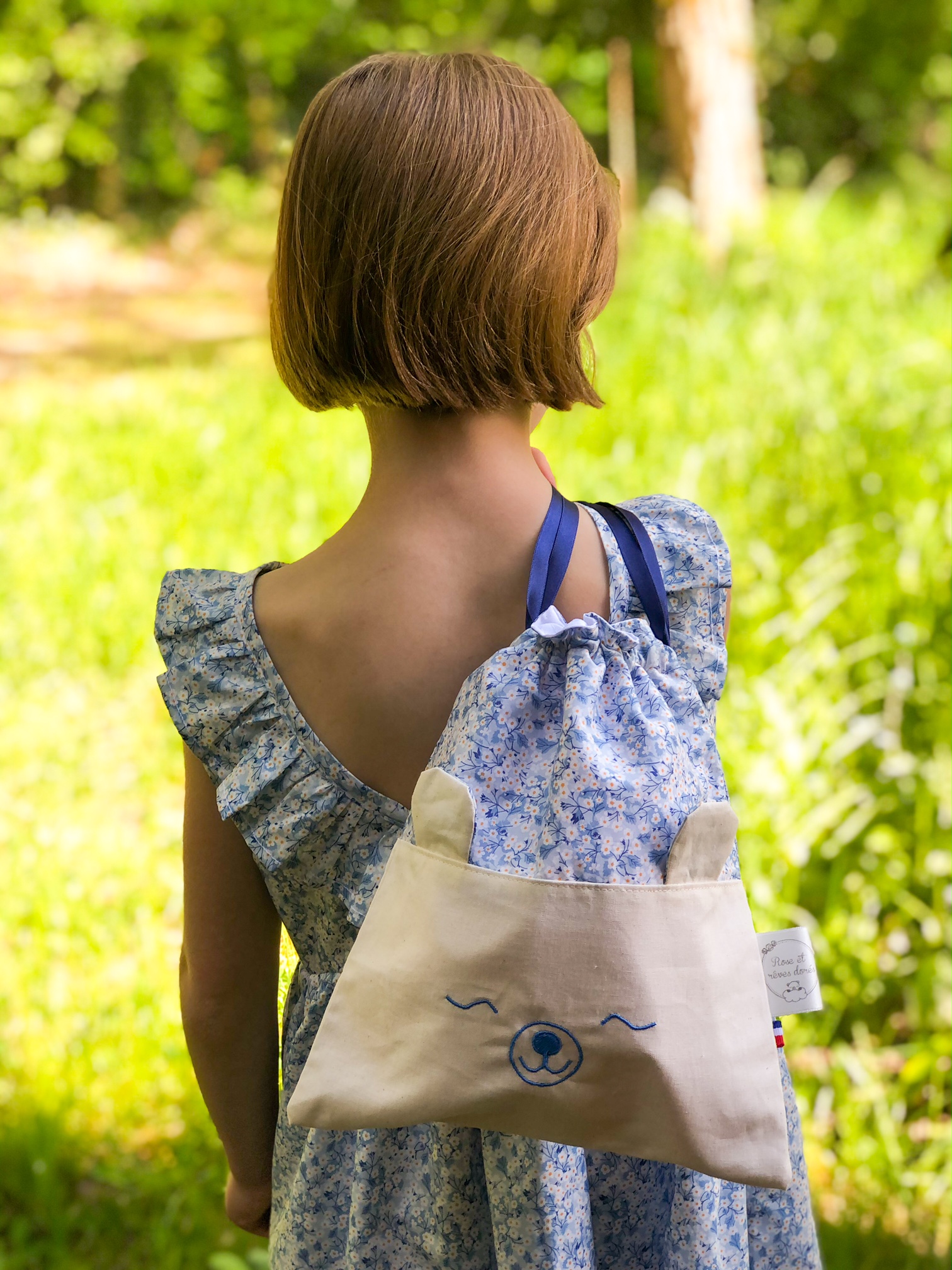 Rose et rêves dorés Coffrets cadeaux Collection goûter au jardin – duo bleu robe et pochon