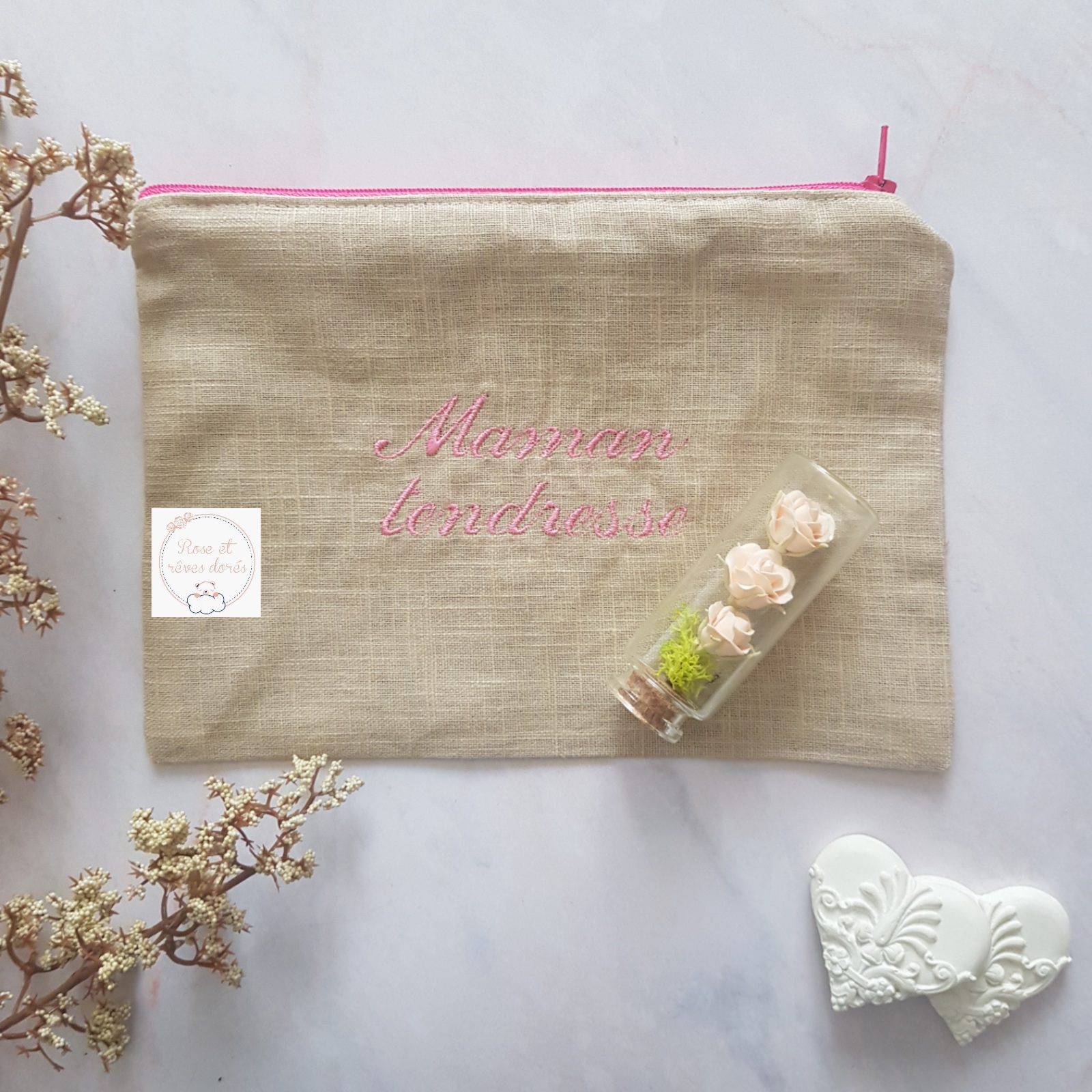 Rose et rêves dorés Pochette Maman tendresse pochette brodée