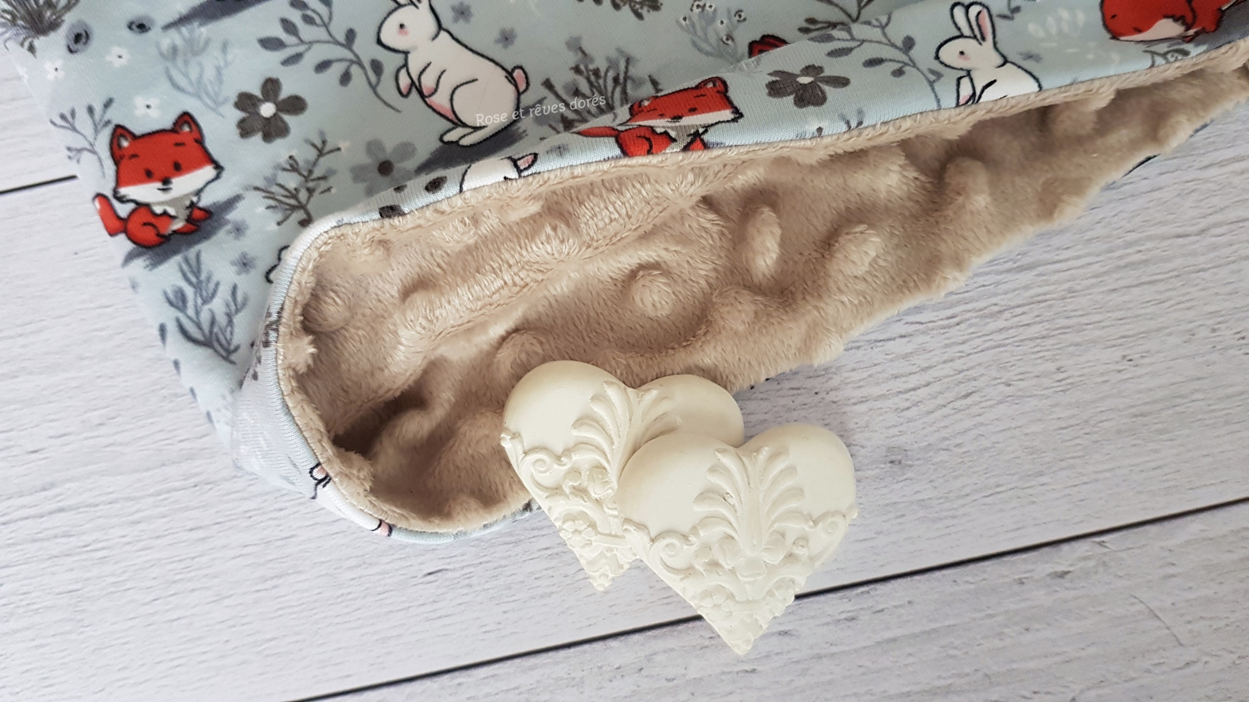 Rose et rêves dorés Chèches, foulards, snoods Snood doux petits lapins et renards 4-24 mois tour de cou
