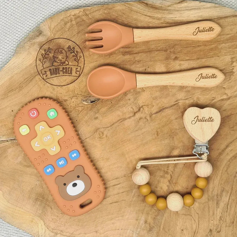 Baby-Crea Coffret naissance personnalisé coffret bébé rose pâle avec anneau télécommande