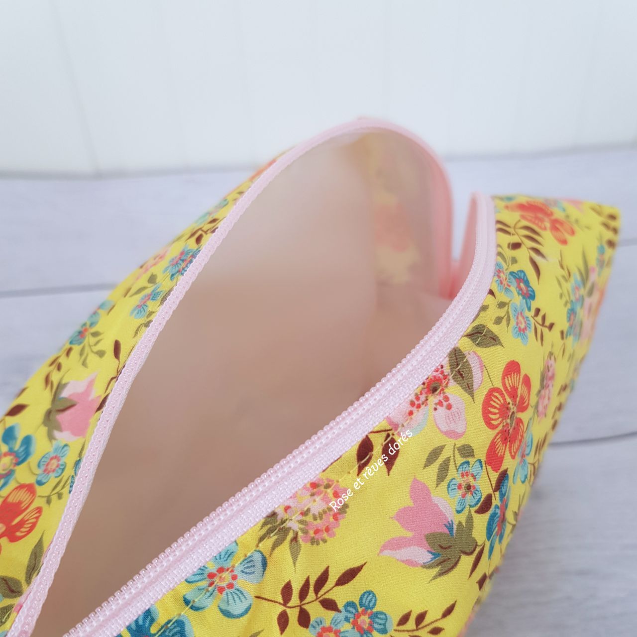 Rose et rêves dorés Trousses de toilette Soleil d’été trousse de toilette