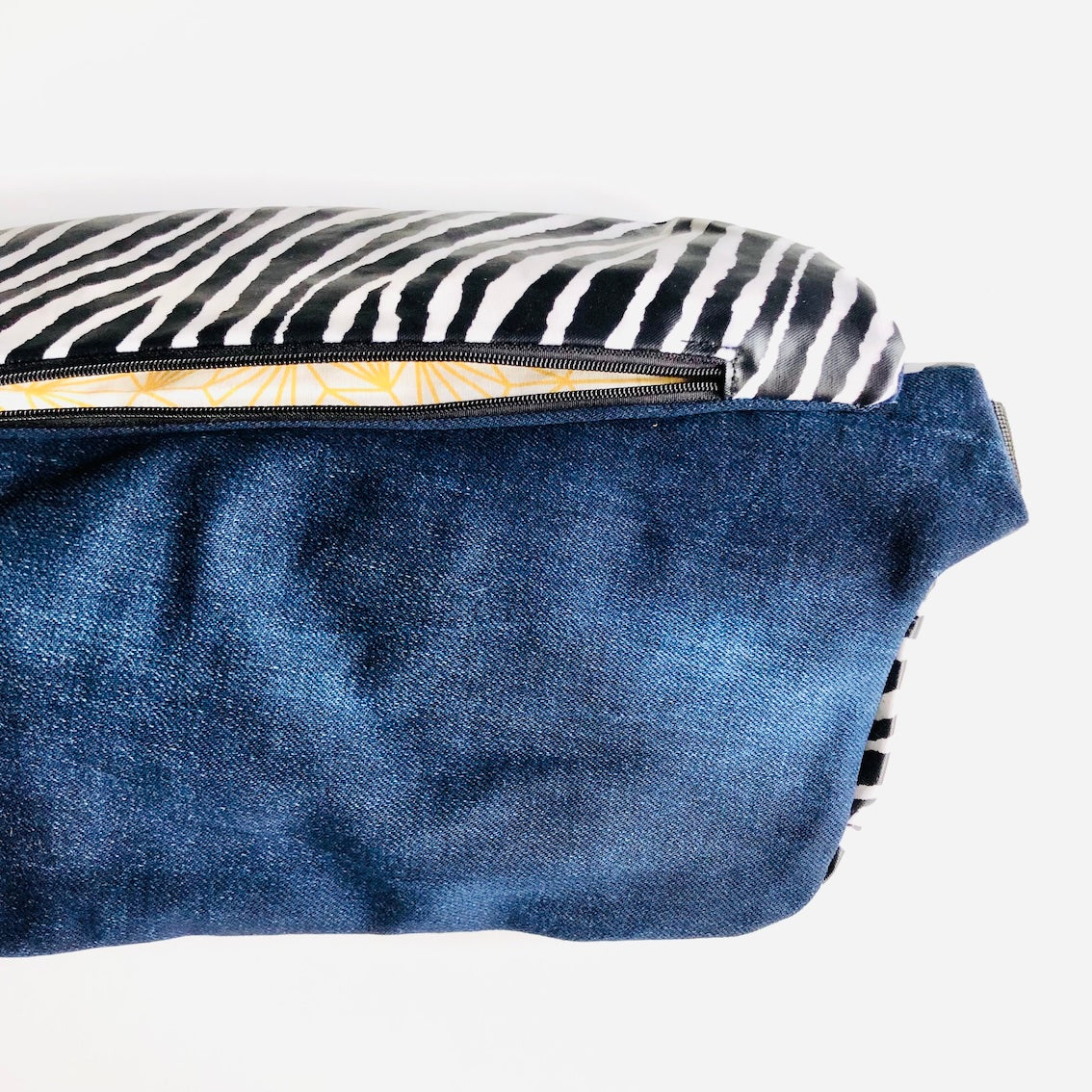 PIOLOU Le Sac Banane La banane enduite zèbre sac banane PM