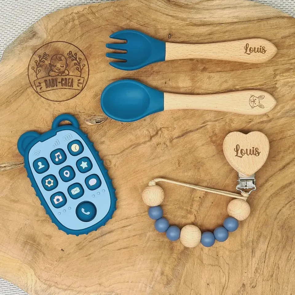 Baby-Crea Coffret naissance personnalisé couverts attache anneau pop-up Rose pâle
