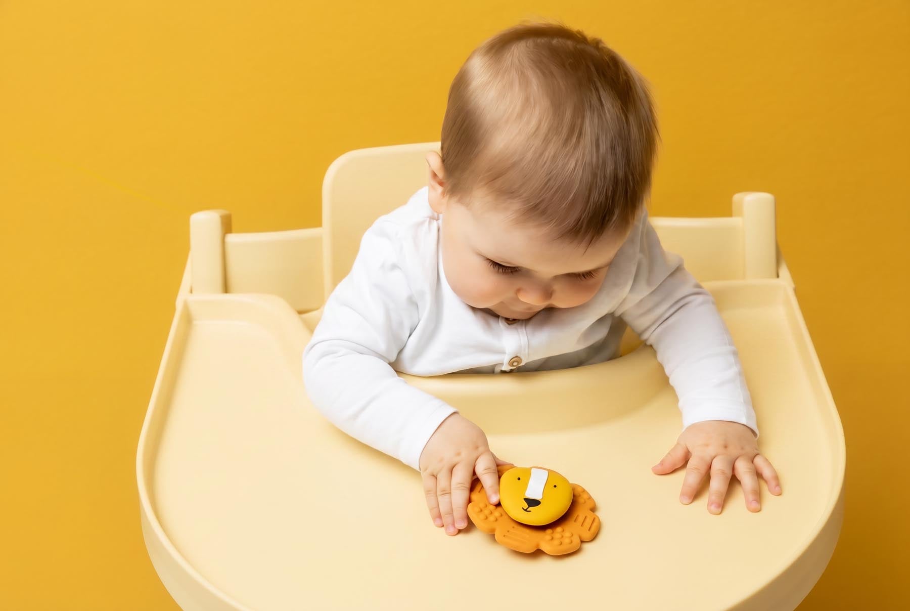 Trixie Baby Jouets sensoriels Mr. Lion spinner à ventouse en silicone