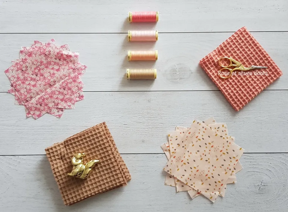 Rose et rêves dorés Créations sur-mesure Lingettes sur mesure