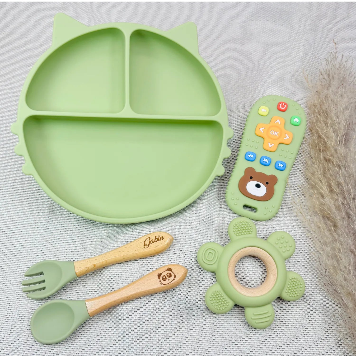 Baby-Crea Coffret repas bébé assiette silicone vert olive personnalisé