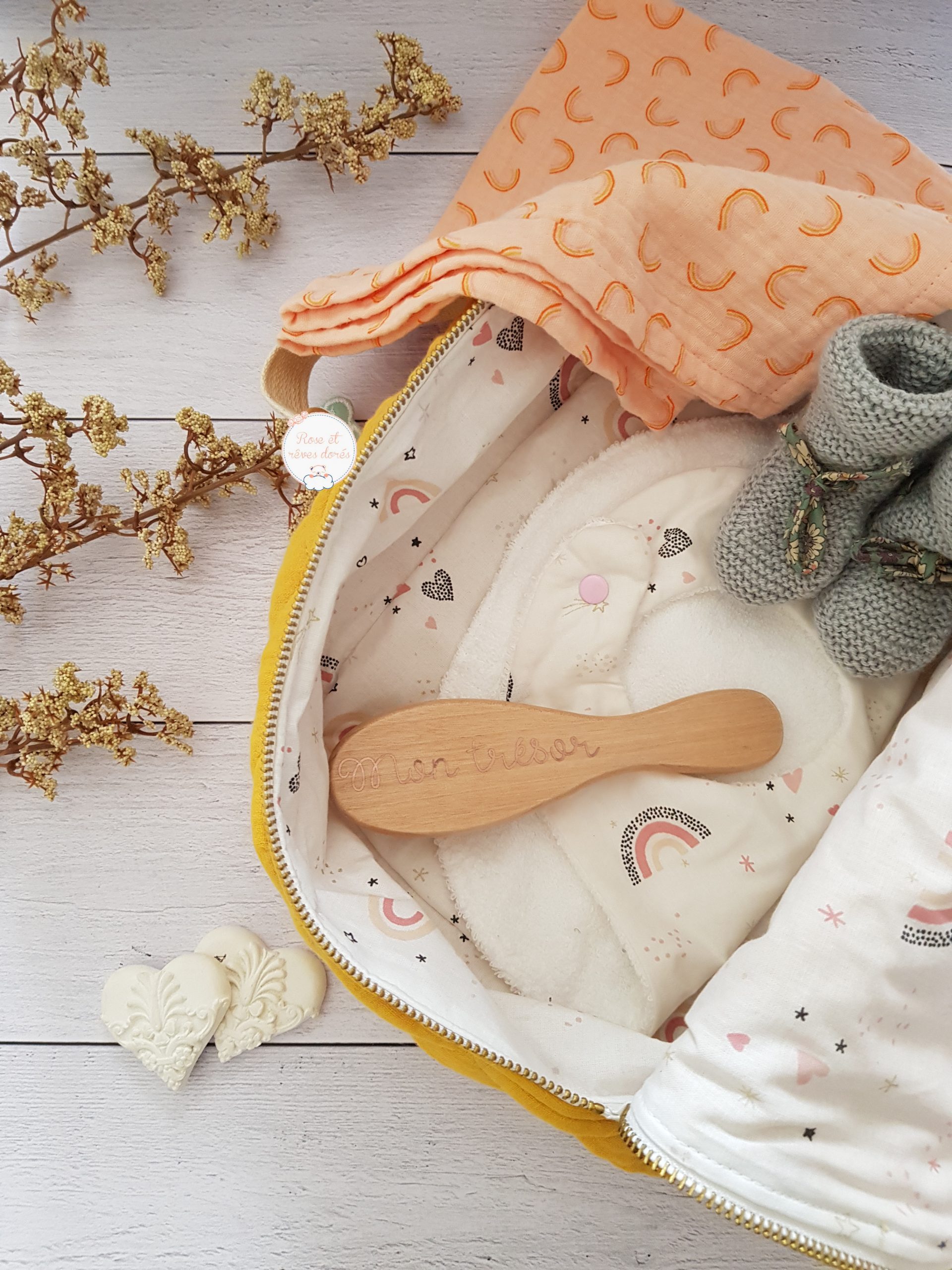 Rose et rêves dorés Créations sur-mesure Valisette Marmelade l’Intemporel personnalisable