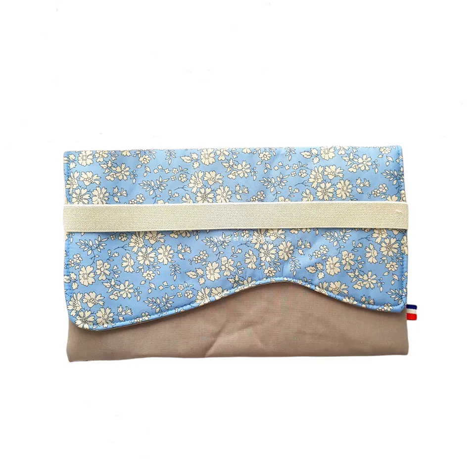 Rose et rêves dorés Protèges carnet de santé Pochette Macaron