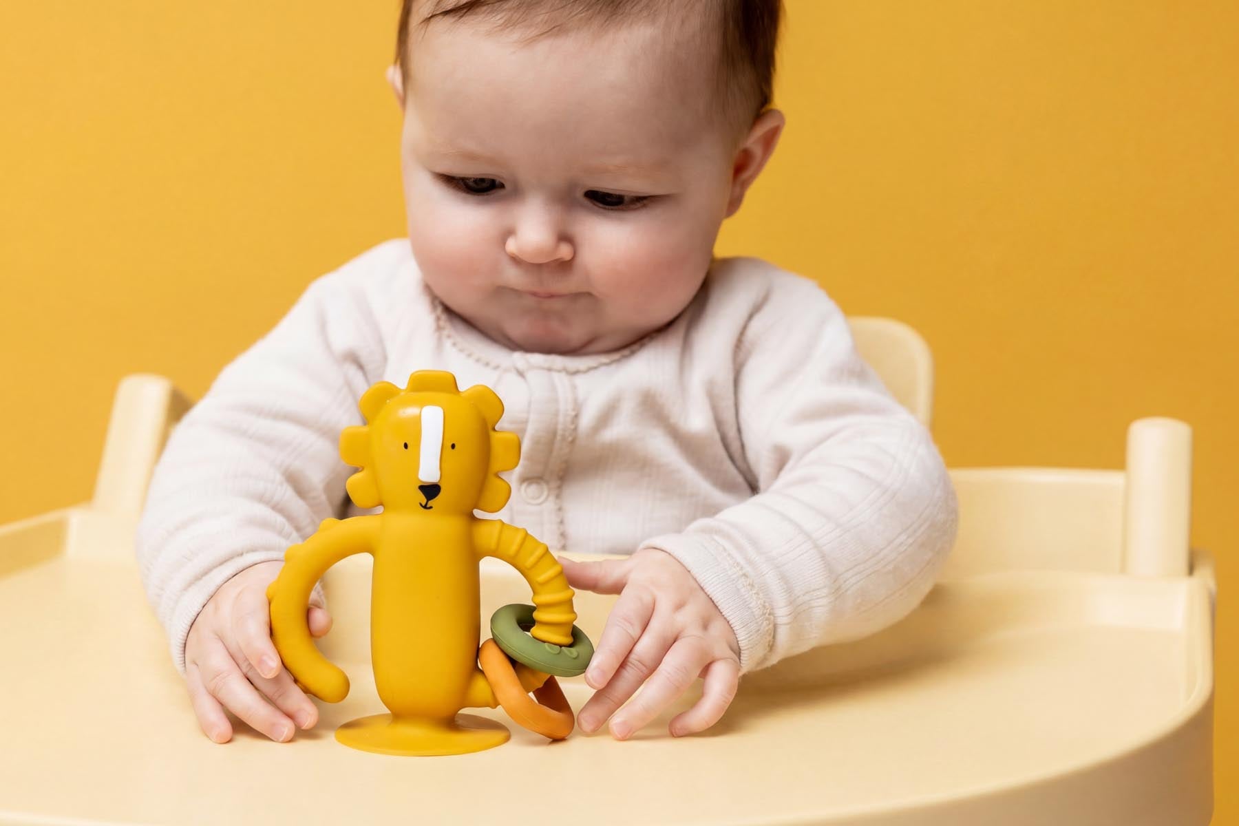 Trixie Baby Jouets sensoriels Jouet sensoriel en silicone avec ventouse Mr. Lion