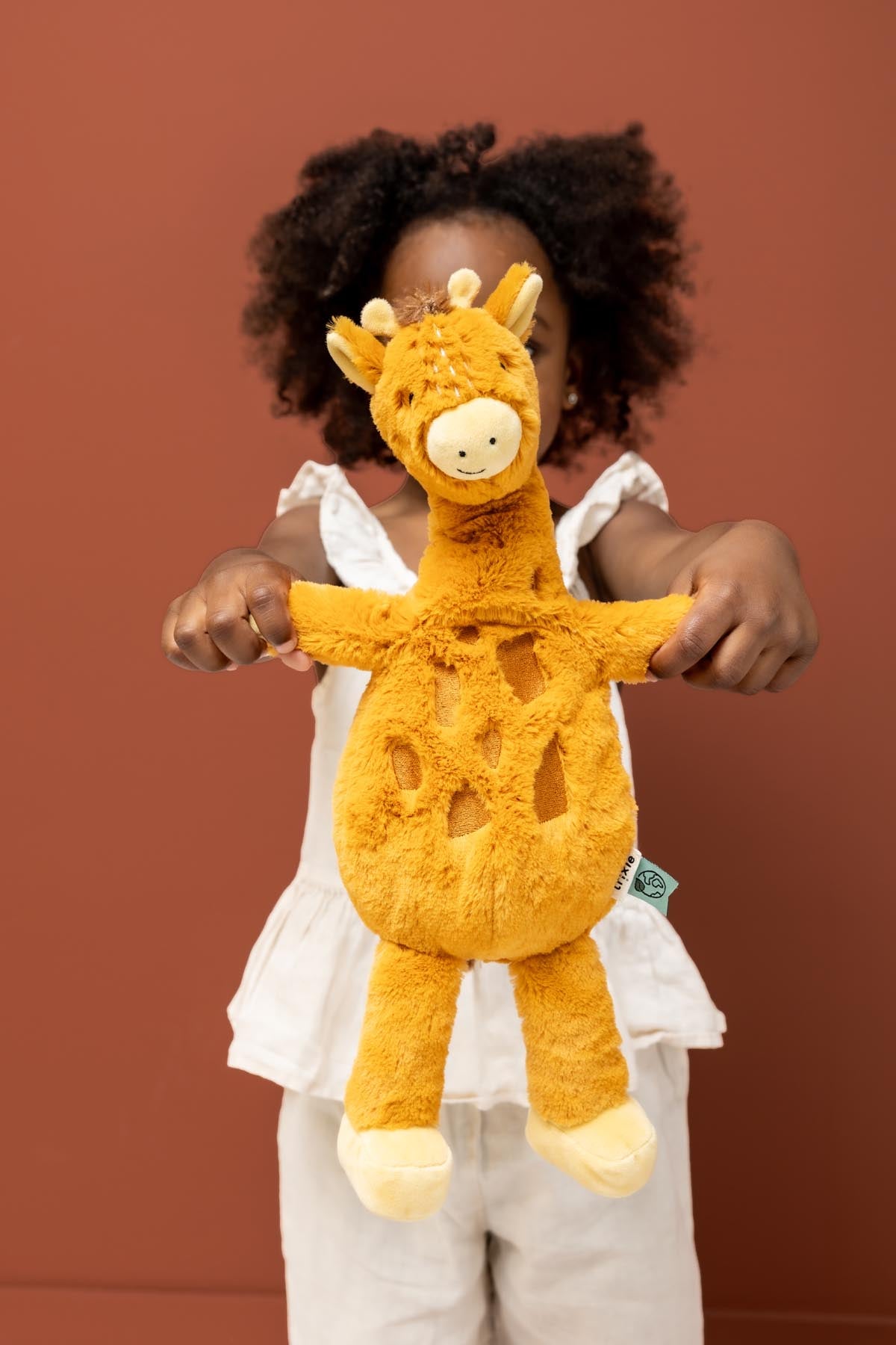 Trixie Baby Premiers jouets Animal en peluche Mr. Giraffe matières recyclées