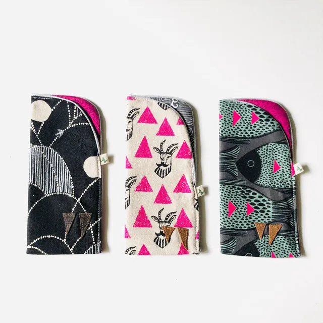 PIOLOU L'etui à Lunettes étui à lunettes noir argenté coton