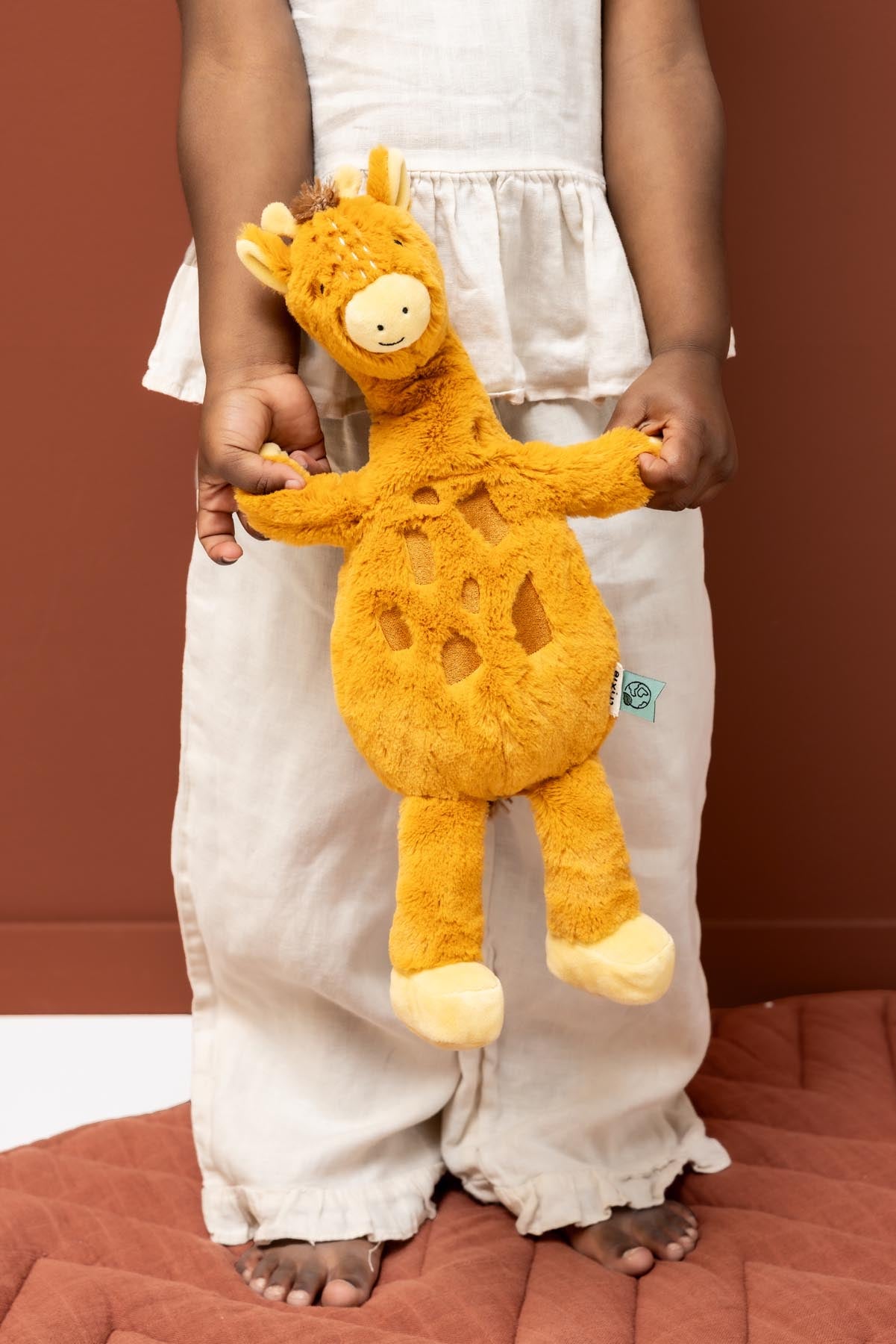 Trixie Baby Premiers jouets Animal en peluche Mr. Giraffe matières recyclées