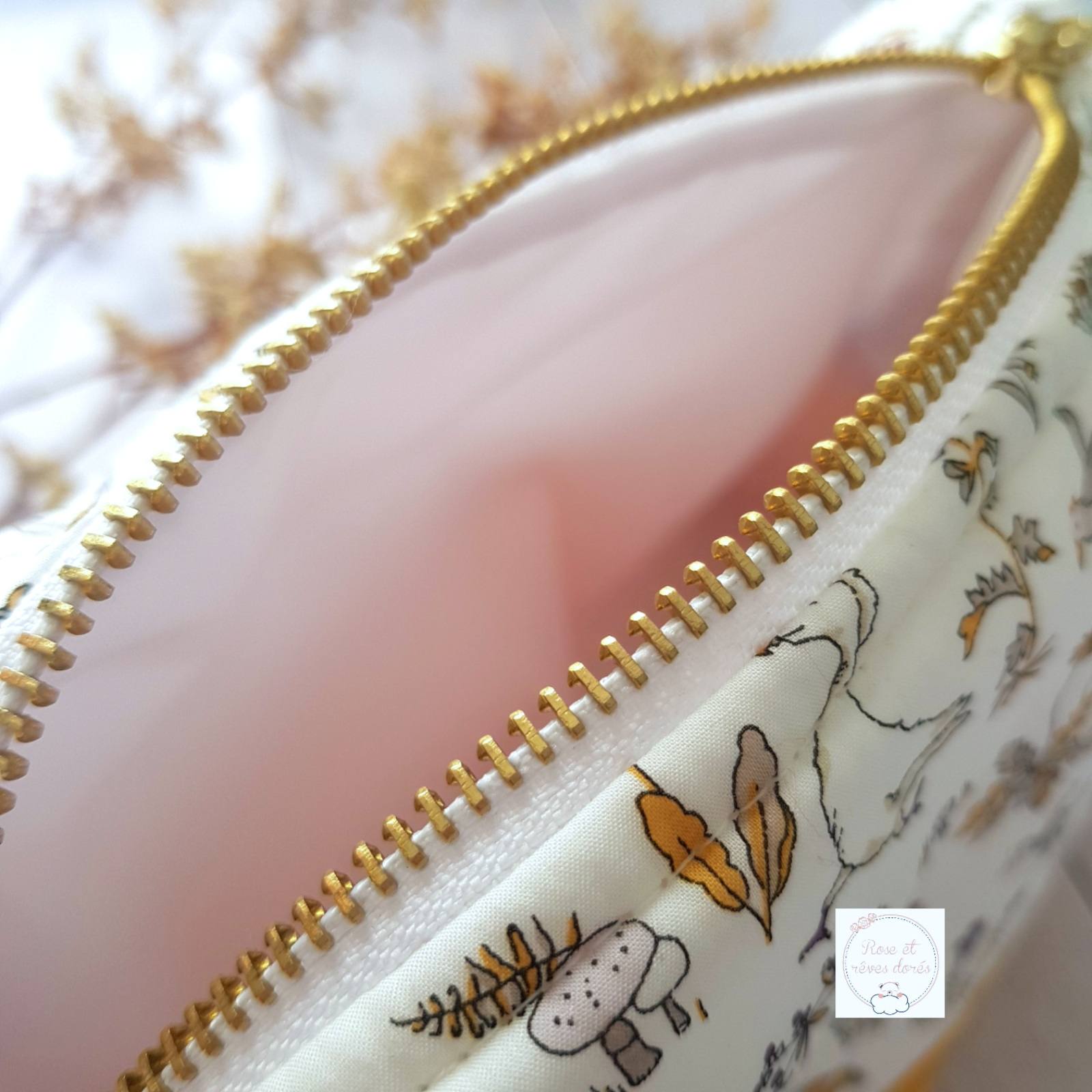 Rose et rêves dorés Trousses de toilette Calisson trousse coton doublée