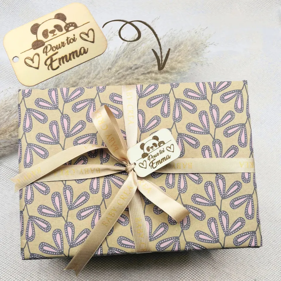 Baby-Crea Emballage cadeau personnalisé emballage cadeau avec carte en bois
