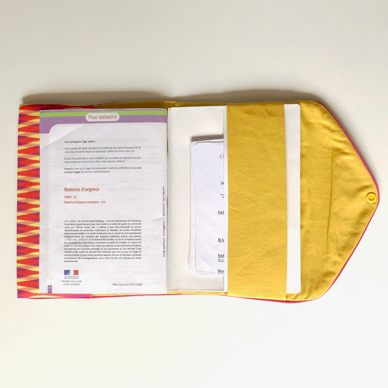 PIOLOU La pochette pour carnet de santé pochette carnet rouge jaune