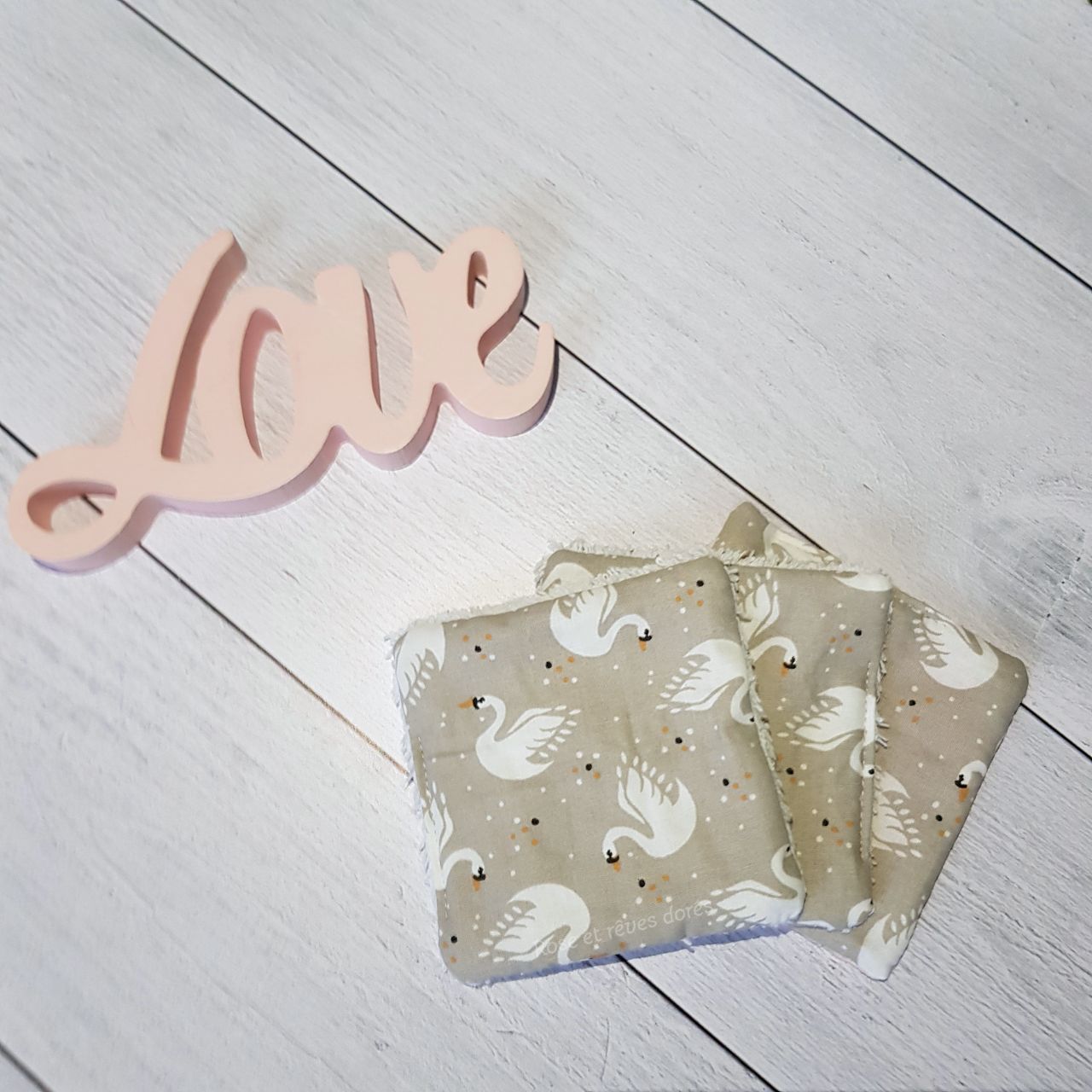 Rose et rêves dorés Lingettes, serviette visage, gants Lot de 3 lingettes Cygnes lingettes coton lavables
