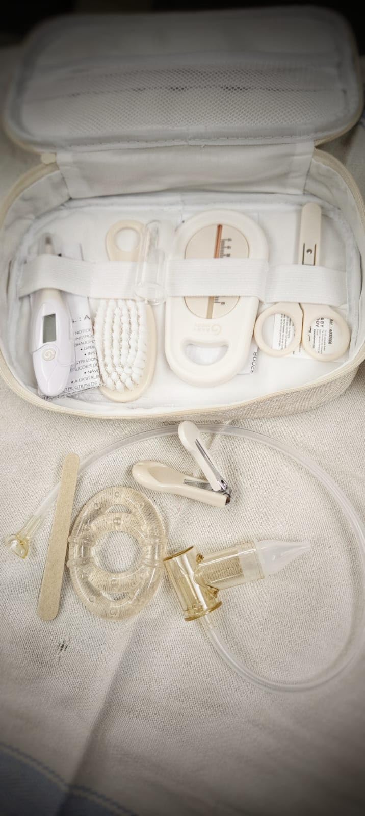 Babymoov Moov / Moov & trousse de soin bébé 9 accessoires nomade